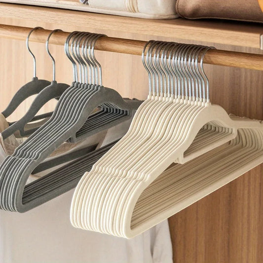 Non-Slip Velvet Hangers